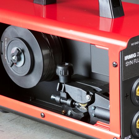 Полуавтомат сварочный FUBAG IRMIG 220 SYN FLUX в Брянске фото