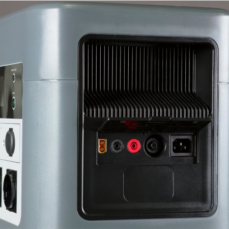 Портативная электростанция FUBAG AS 4800i (аккумулятор LiFePO4) в Брянске фото